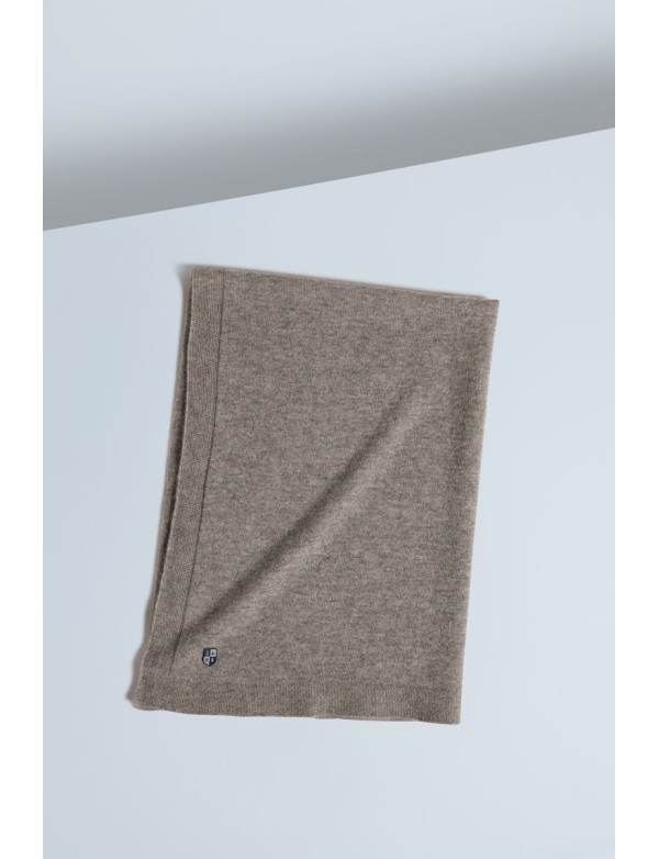 Yak Snowflake Blanket Platinum